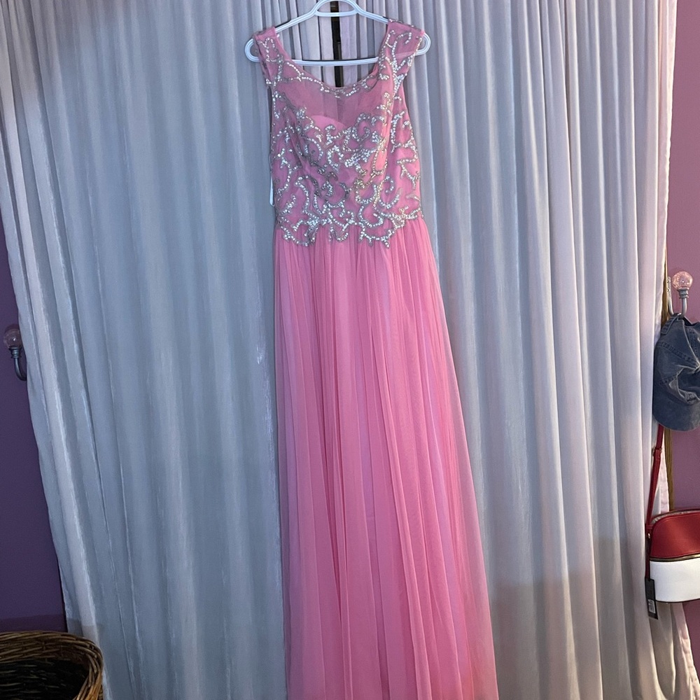 Elegant Pink Embellished Special Occasion Dress